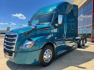 2026 Freightliner Cascadia PT126SLP