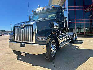 2026 Western Star 49X - Day Cab