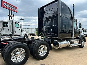 2026 Western Star 49X - Day Cab