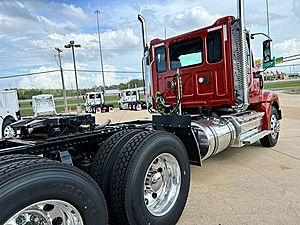 2026 Western Star 49X - Day Cab