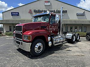 2026 Mack Pinnacle PI64T M778 - Day Cab