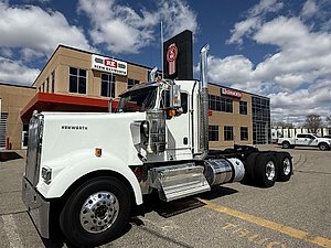 2026 Kenworth W900L