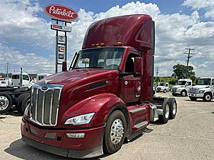 2022 Peterbilt 579
