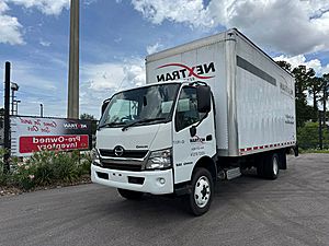 2019 Hino 195 - Box Truck