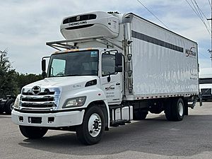 2019 Hino 268 - Box Truck