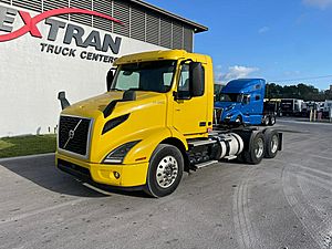 2020 Volvo VNR64T300