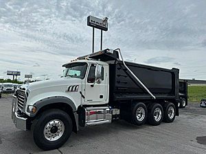 2020 Mack Granite GR64F