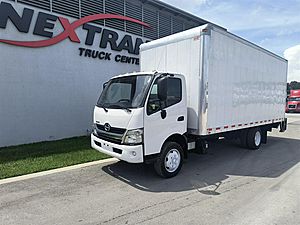 2019 Hino 195 - Box Truck