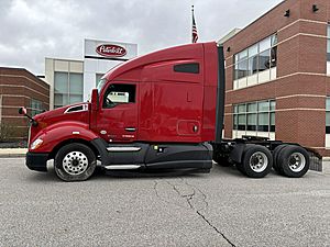 2017 Kenworth T680 - Sleeper Truck