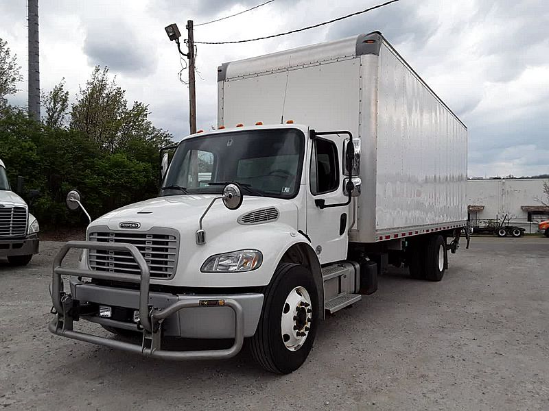 2021 Freightliner M2 106