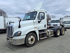 2018 Freightliner Cascadia 125