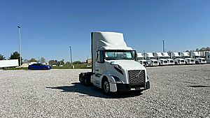 2018 Volvo VNL - Day Cab