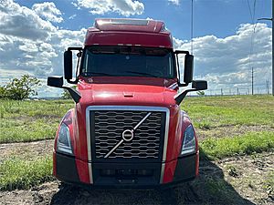 2024 Volvo VNL 860 - Sleeper Truck
