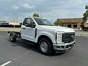 2025 Ford F250 - Day Cab