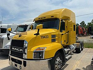 2019 Mack Anthem - Sleeper Truck