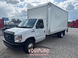 2019 Ford E350 - Cut-Away Van