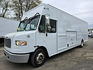 2016 Freightliner MT55 - Box Van
