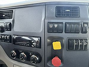 2021 Peterbilt 579