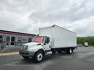 2020 International MV607 - Box Van
