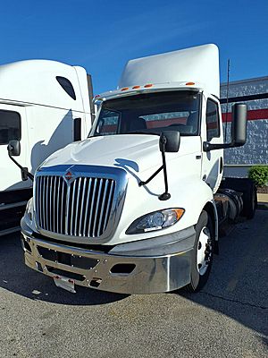 2019 International RH613