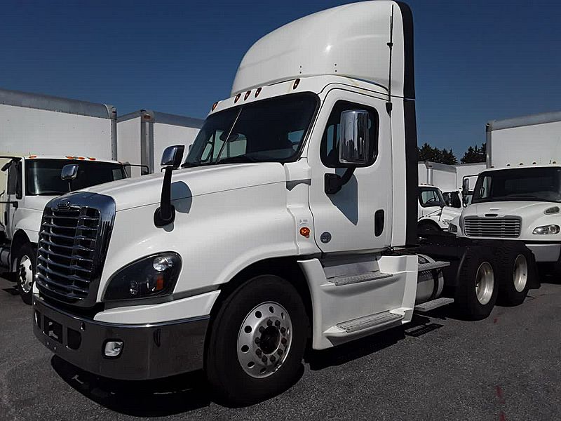 2019 Freightliner CASCADIA 125