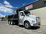 2025 Kenworth T880