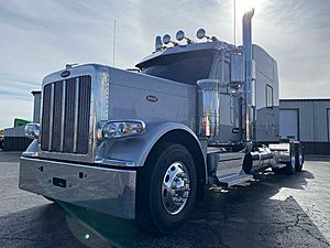 2025 Peterbilt 589