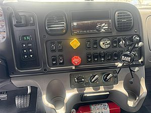 2018 Freightliner 108SD