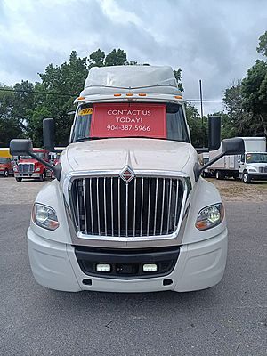 2019 International LT625 - Sleeper Truck