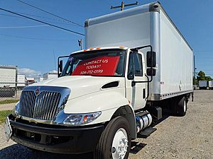 2018 International DuraStar 4300 - Box Van
