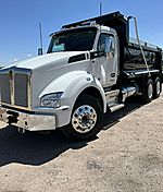 2025 Kenworth T880