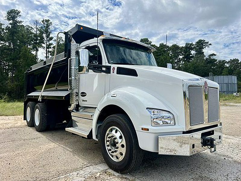 2026 Kenworth T880