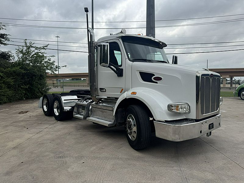 2020 Peterbilt 567