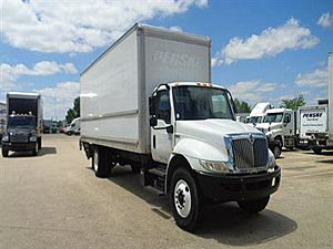 2019 International DuraStar 4300 - Dry Van