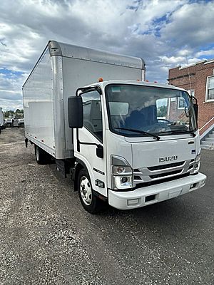 2023 Isuzu NRR