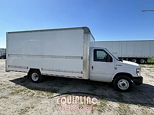 2018 Ford E350 - Cut-Away Van