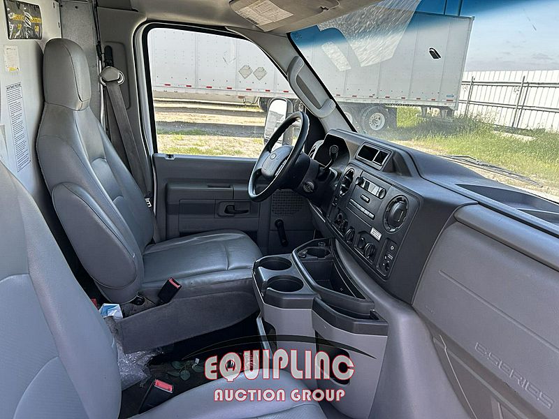 2018 Ford E350