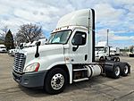 2018 Freightliner Cascadia 125