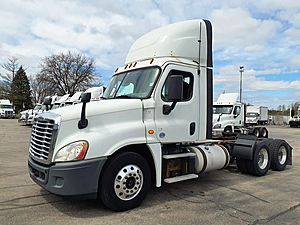 2018 Freightliner Cascadia 125
