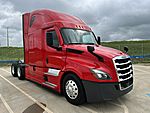 2022 Freightliner Cascadia PT126064ST