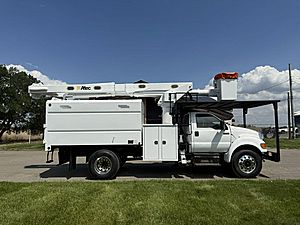 2015 Ford F750 - Bucket Truck
