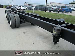 2015 Mack GU713