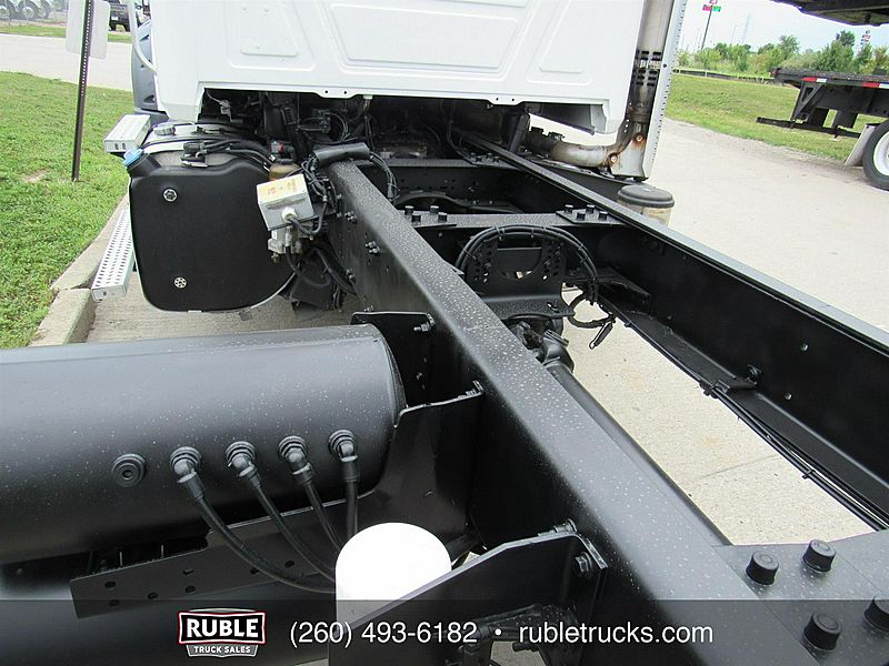 2015 Mack GU713