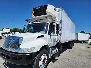 2018 International DuraStar 4300 - Refrigerated Van