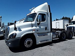 2019 Freightliner Cascadia 125 - Day Cab
