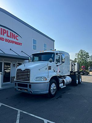 2017 Mack Pinnacle CXU613