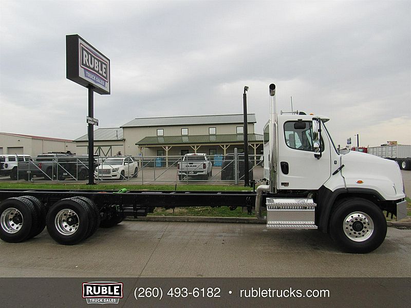 2026 Freightliner 114SD