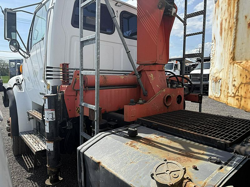 2002 STERLING TRUCK M8500 Acterra