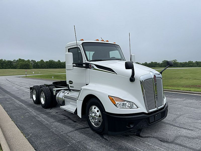 2022 Kenworth T680