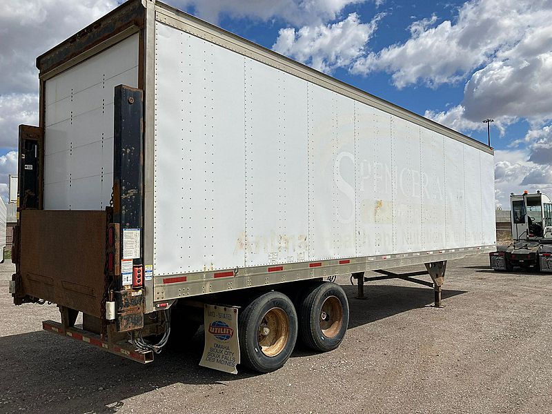 2005 Utility 4000DX